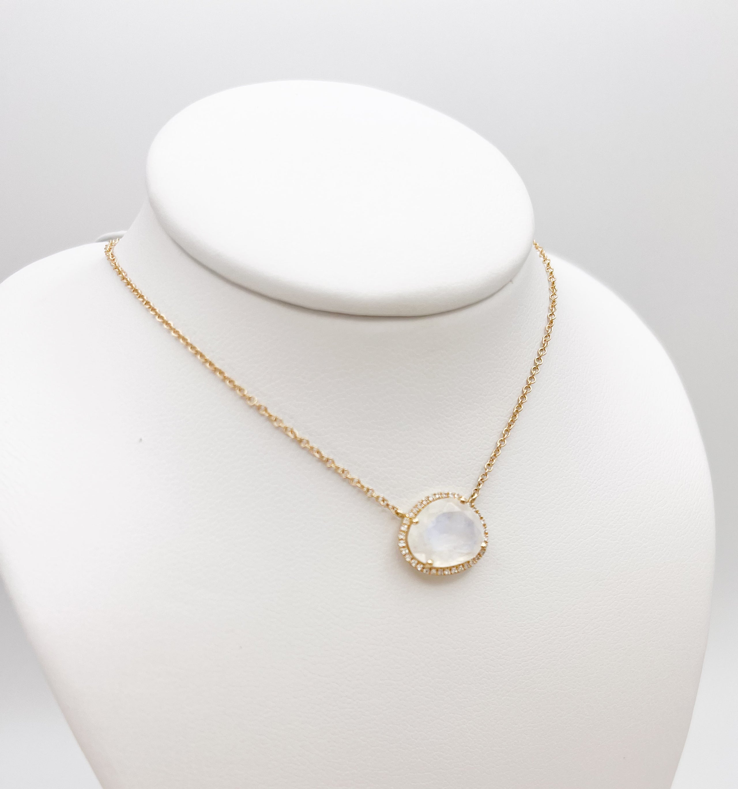 SOLITAIRE MOONSTONE DIAMOND NECKLACE